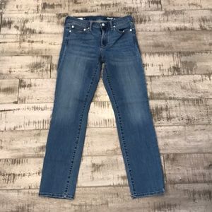 👖NWOT GAP slim straight jeans 👖